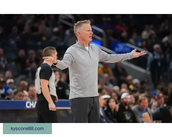 穆迪接受医疗处理双方球员眼含泪水全场沉寂气氛令人动容