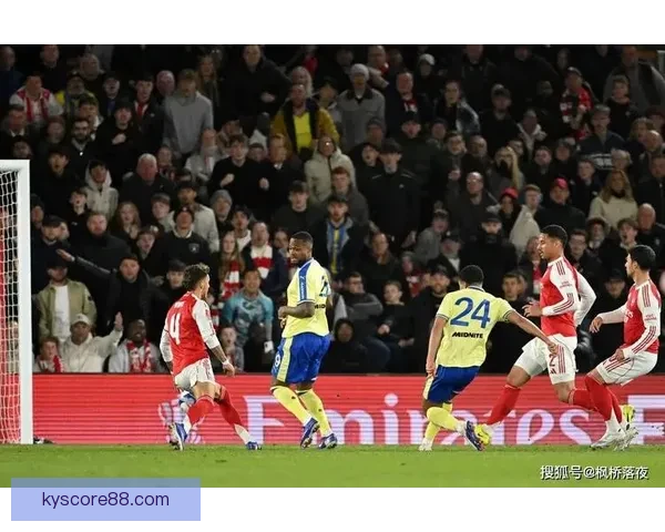 13天连丢两冠阿森纳球迷愤怒抗议塔帅被骂掉链子可悲羞耻